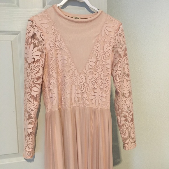 Blush pink dress - Picture 8 of 11